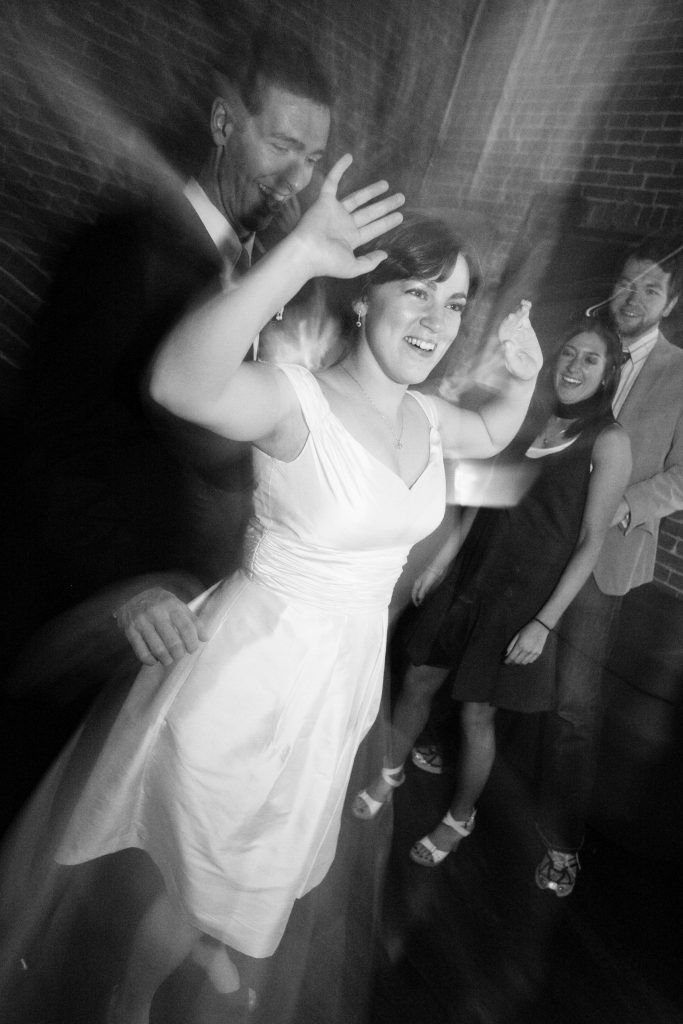 reception-oregon-wedding-dance-bride-groom